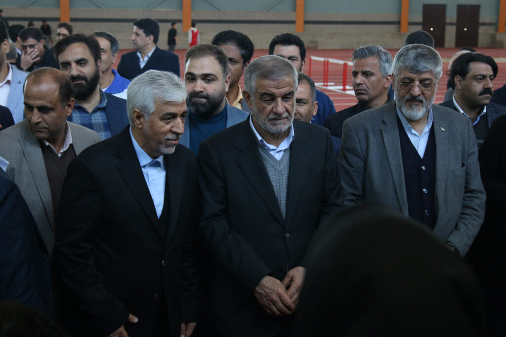 نشست کمیسیون امورداخلی کشور و شوراهای مجلس شورای اسلامی با حضور رئیس مجلس