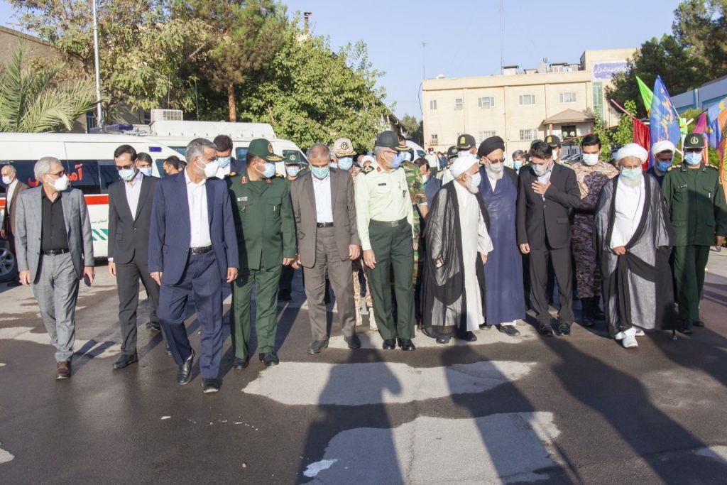 صبحگاه مشترک نیروی انتظامی استان یزد به مناسبت هفته نیروی انتظامی
